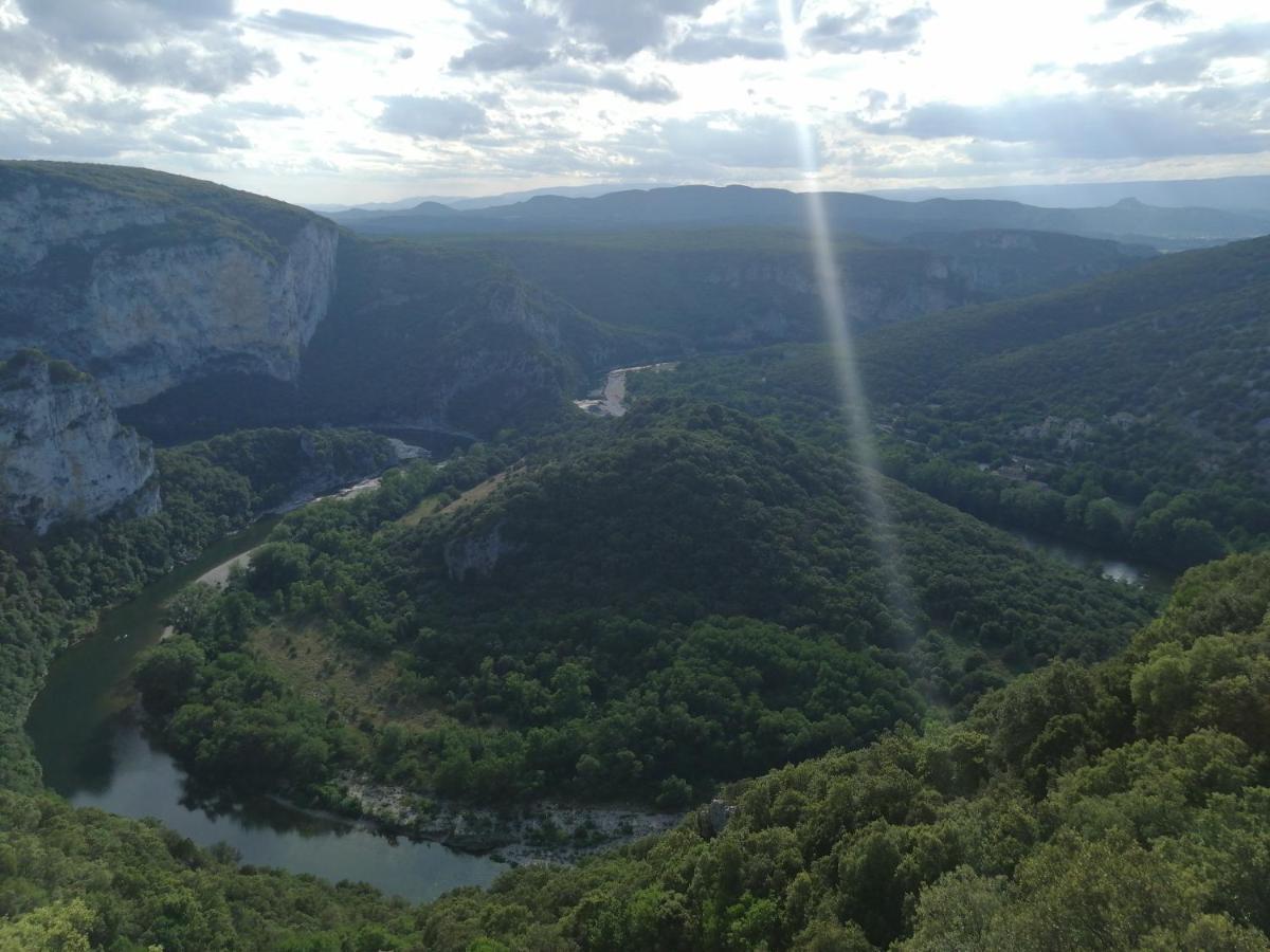 Des Gorges De L'ardeche Apartment *